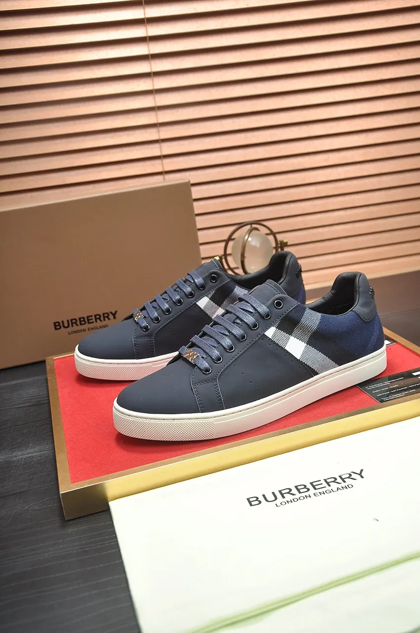 Men's shoes💰480💶[Burberry] (cowhide lining) classic low-top sneakers｜Imported cowhide with classic plaid fabric｜Cow leather lining｜Original outsole｜Fine workmanship and comfortable to wear Size: 38-44 (customized at 45)